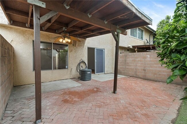Building Photo - 10125 De Soto Ave