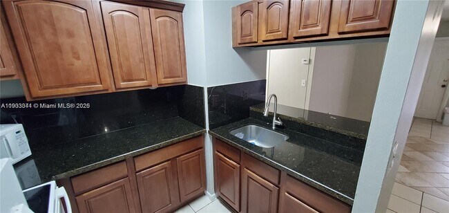 Building Photo - 15609 SW 73rd Cir Terrace