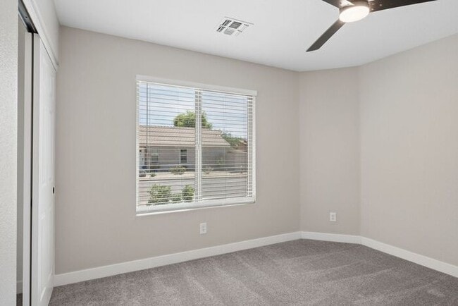 Building Photo - 40130 N Costa Del Sol Dr