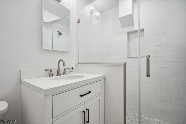 Building Photo - 126 Brandywyne Dr