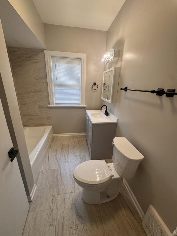 Building Photo - 6 Webb St