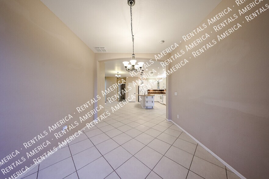Building Photo - 30984 N Obsidian Dr