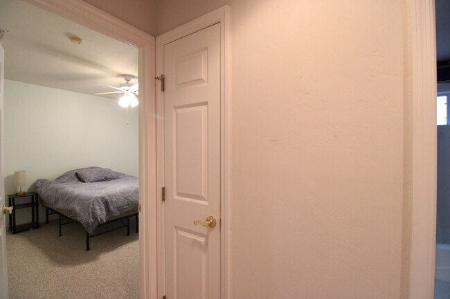 Building Photo - 5115 SW 105 Way