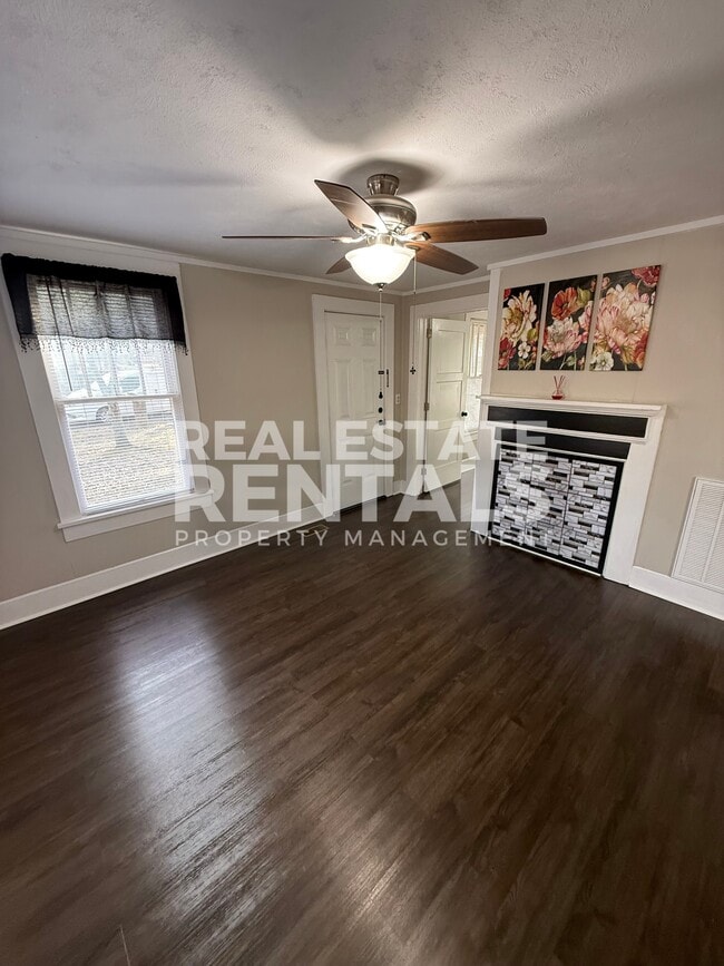 Building Photo - 1036 Glendale Ave