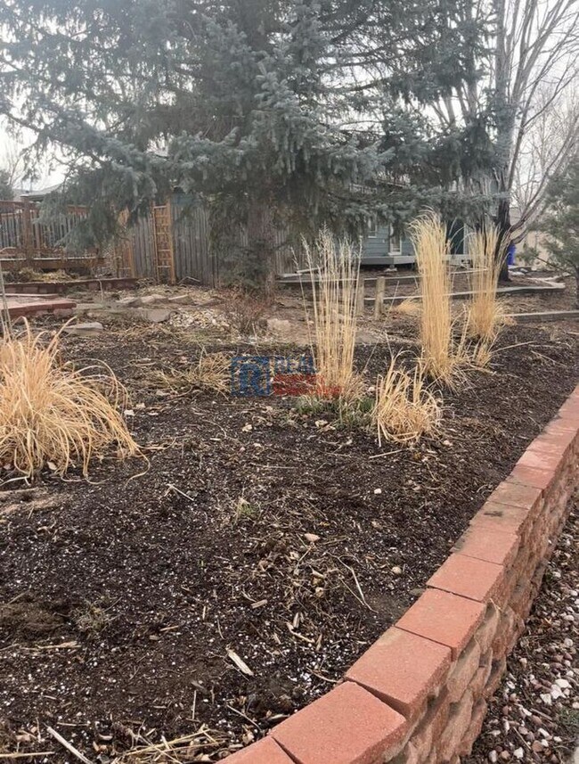 Building Photo - 502 Mallard Dr