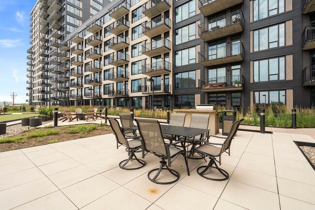 Building Photo - 1240 S 2nd St