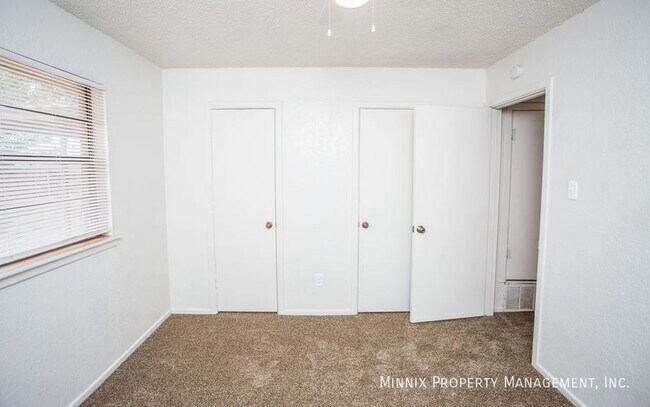 Building Photo - 2325 81st St