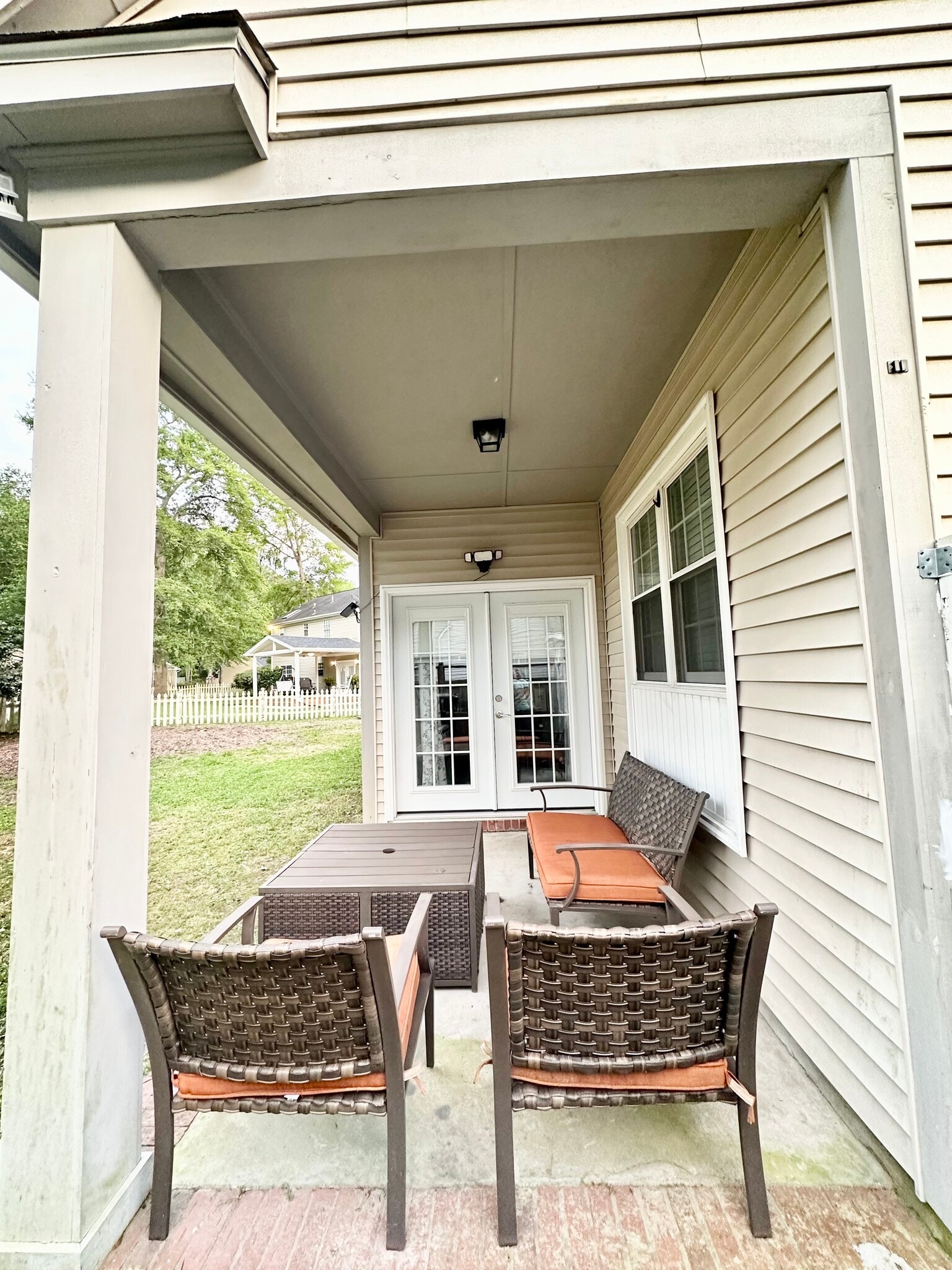 Building Photo - 121 Candleberry Cir