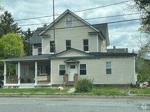 Building Photo - 100 Broad St