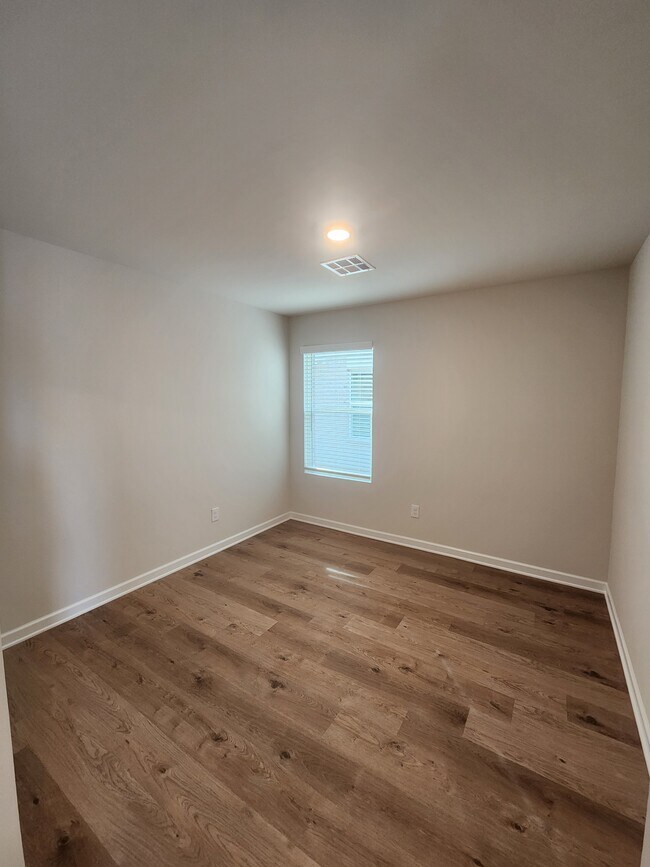 Building Photo - 10216 NW 28th Terrace