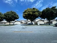 Building Photo - 2226 E Devonshire Ave
