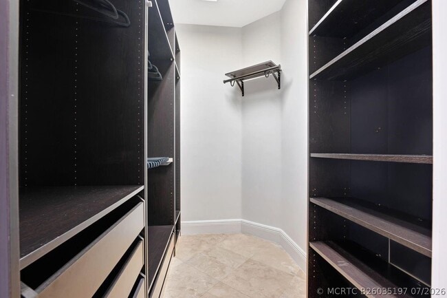 Building Photo - 2491 Eagle Run Dr