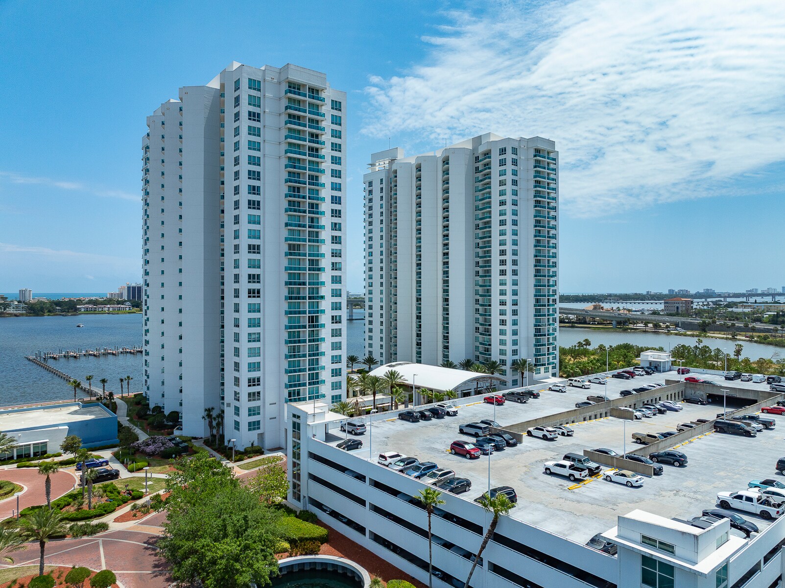 Building Photo - 231 Riverside Dr