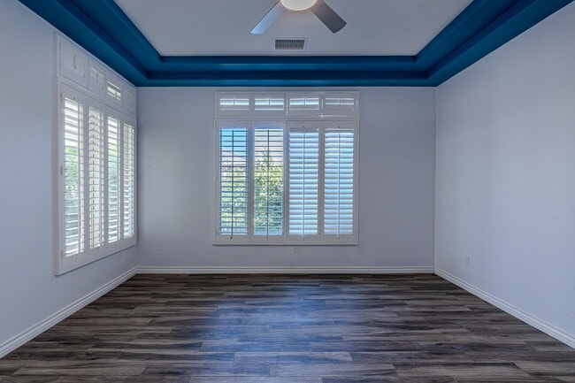 Building Photo - 44357 Royal Lytham Dr