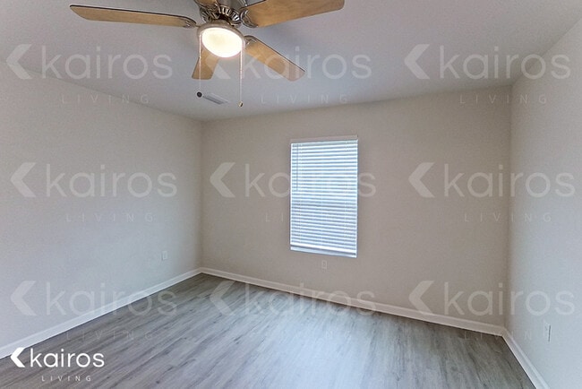 Building Photo - 157 Cora Rd