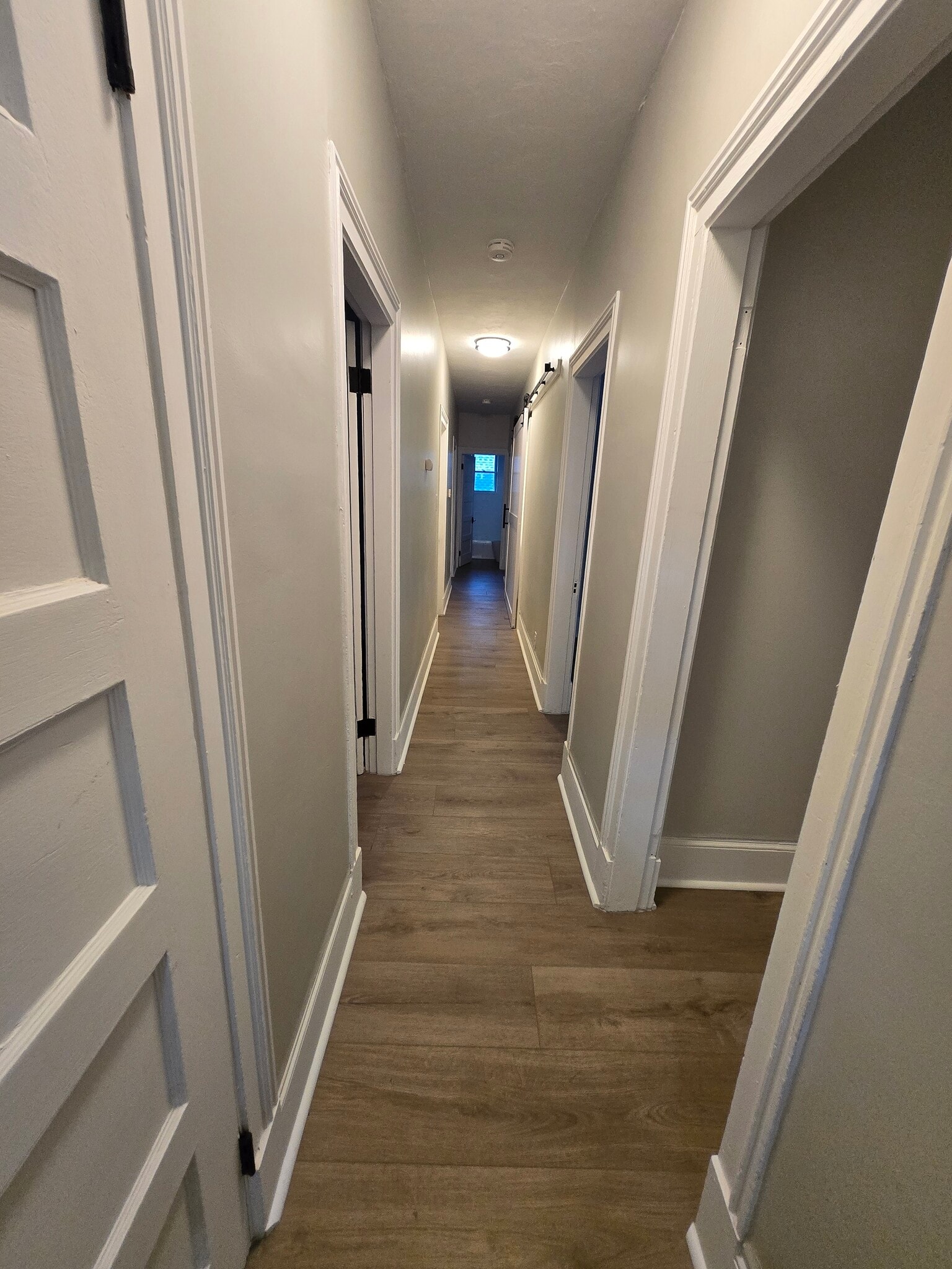 Hallway - 4 Woodville Ter