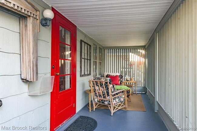 Building Photo - 932 Humphrey Ave