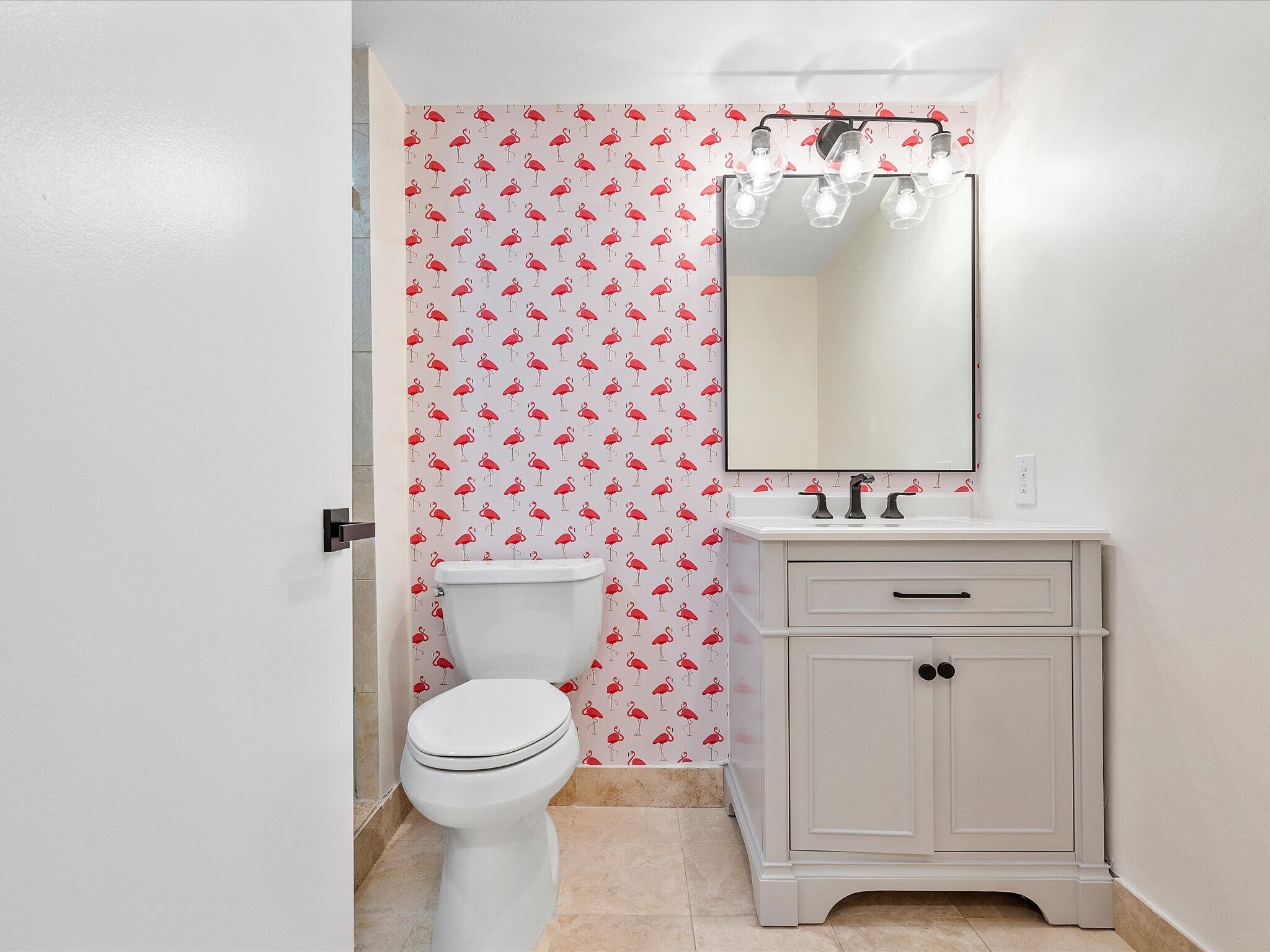 Building Photo - 650 West Ave