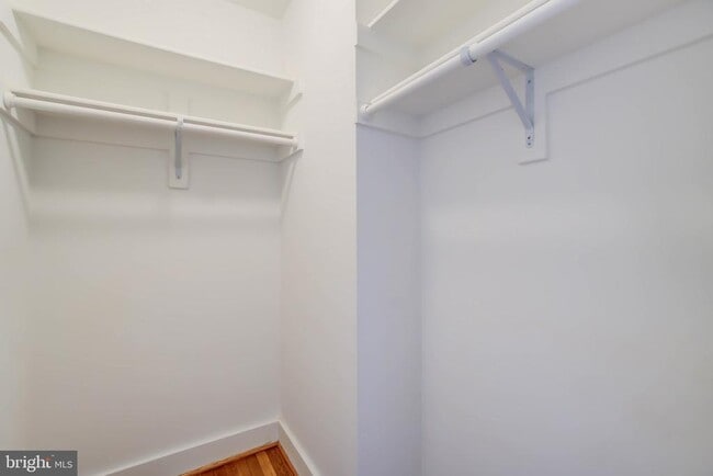 Building Photo - 1575 Spring Pl NW