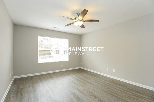 Building Photo - 3 Bedroom Pet-Friendly Home in Whitsett, NC with Main Street Renewal