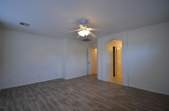 Building Photo - 1478 E Poncho Ln