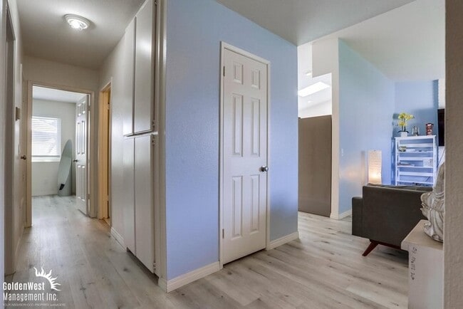 Building Photo - Beautiful 3Bdm 2Ba Home in Oceanside!