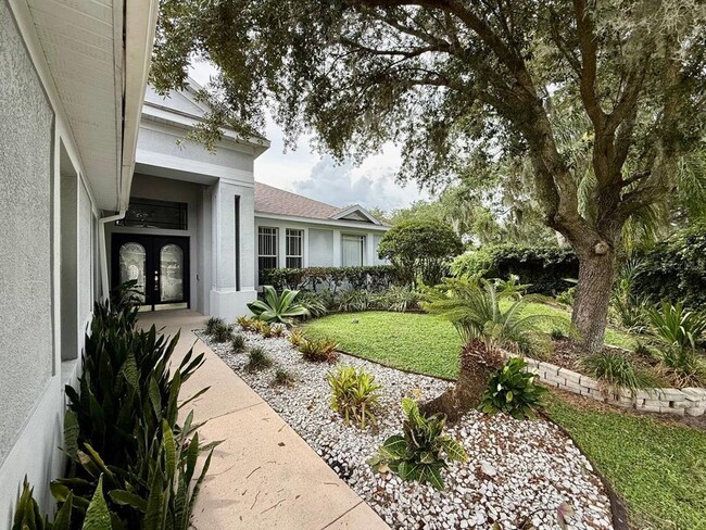Building Photo - 4301 River Close Blvd