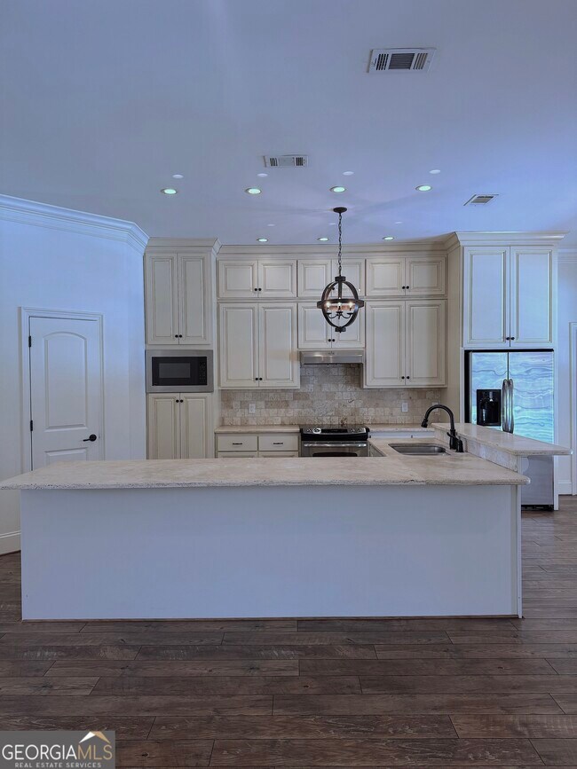 Building Photo - 5049 Carlton Ridge Cir