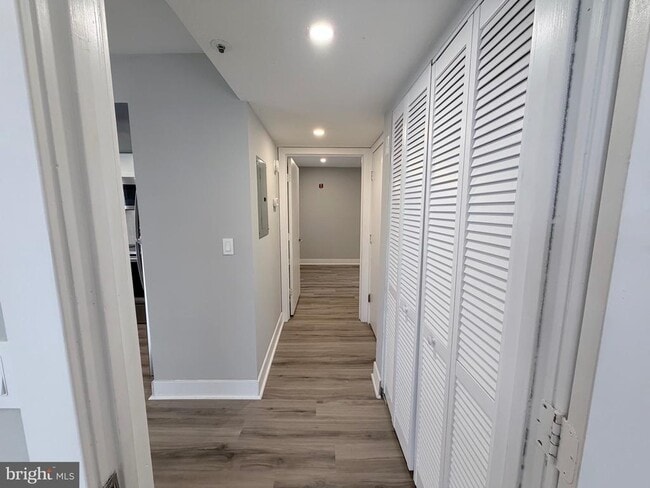 Building Photo - 15777 Easthaven Ct