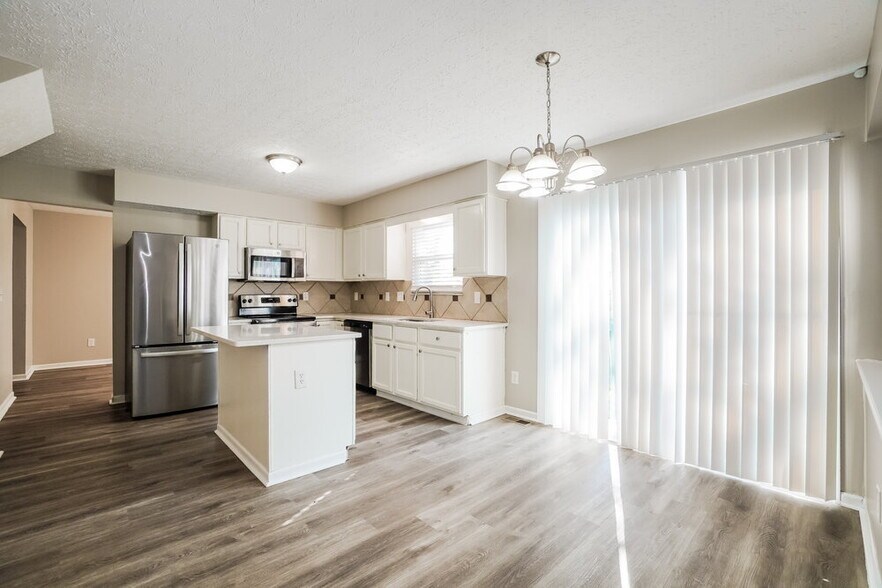 Building Photo - 5601 High Arbor Dr