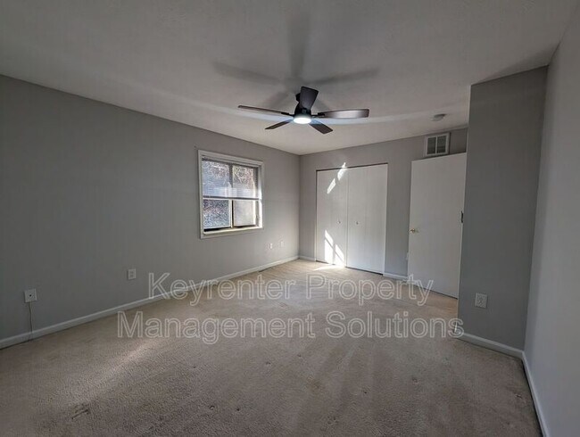 Building Photo - 500 Winchester Ave