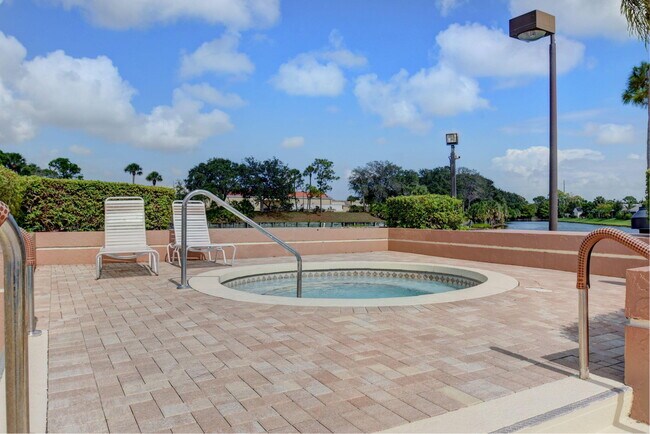 Building Photo - 208 Caribe Ct