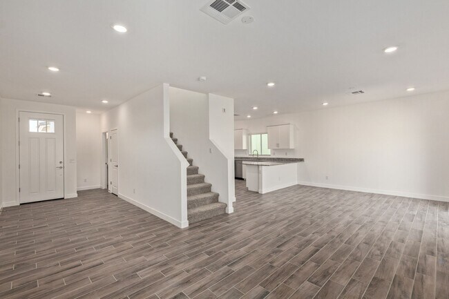 Building Photo - Brand New Home For Rent!