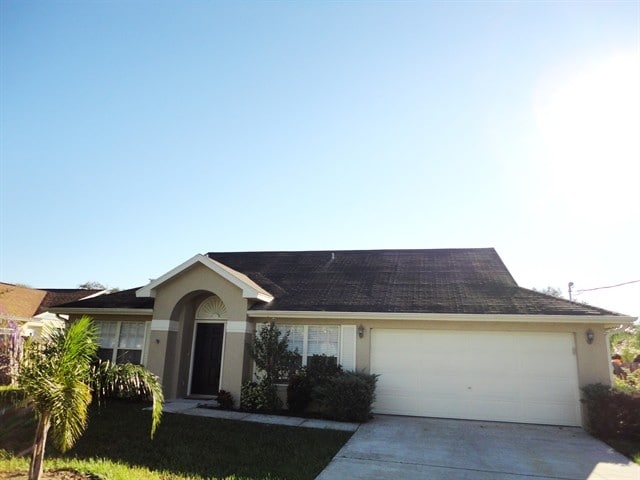 Building Photo - 6785 Bermuda Ave