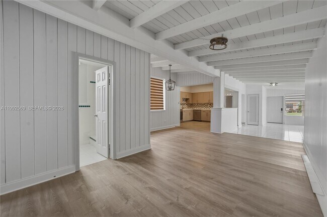 Building Photo - 3825 SW 33rd St