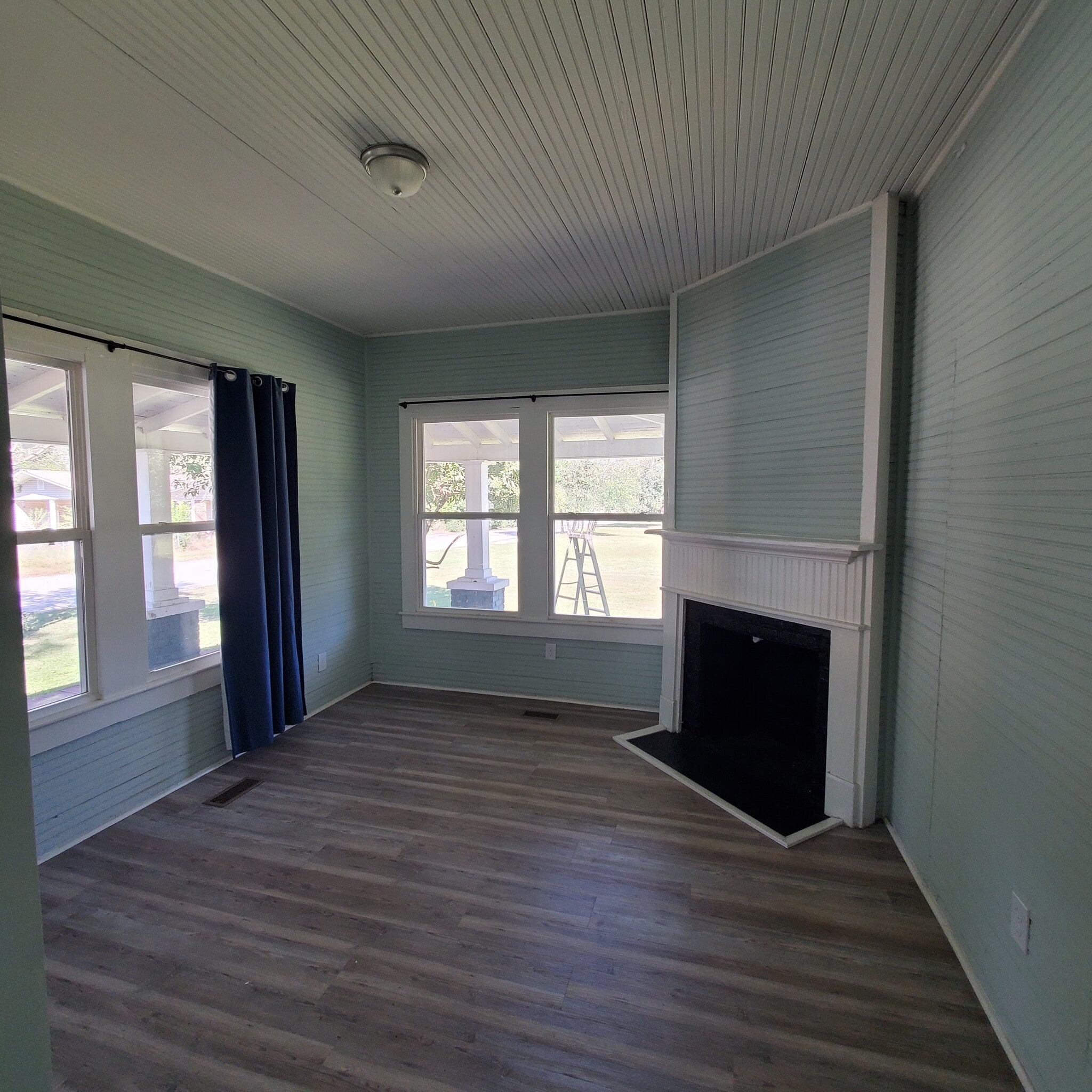 Bedroom 1 - 1423 Lucas St