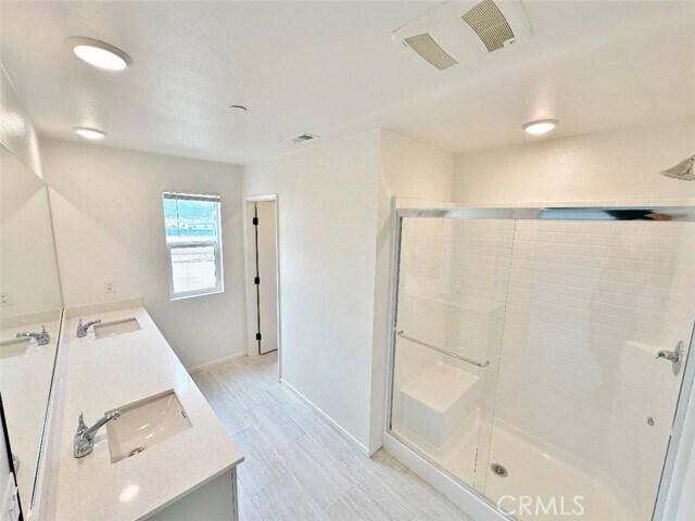 Building Photo - 229 Paddock Ln