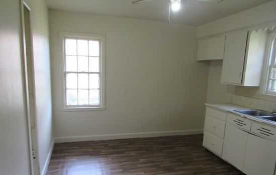 Building Photo - 4224 N 19th St.