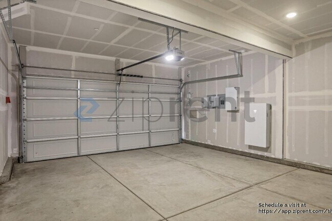 Building Photo - 4636 Sami Jo Dr