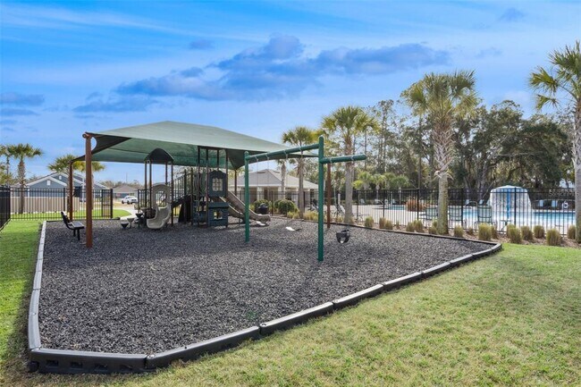 Building Photo - 2358 Friendly Confines Rd