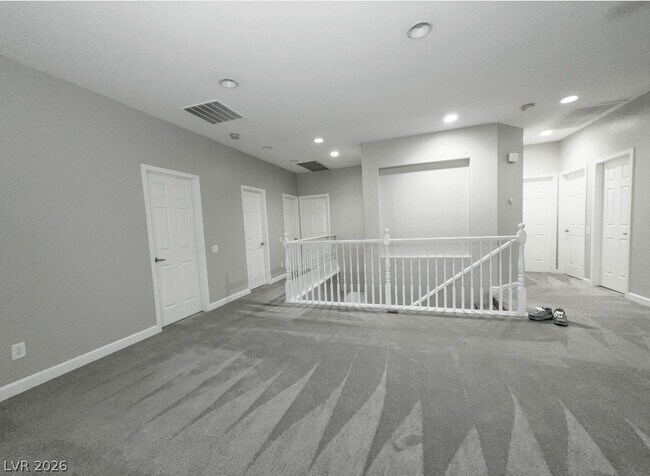 Building Photo - 2213 Bon Papa Ct