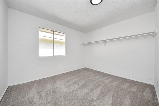 Building Photo - 23326 Prairie Bird Dr