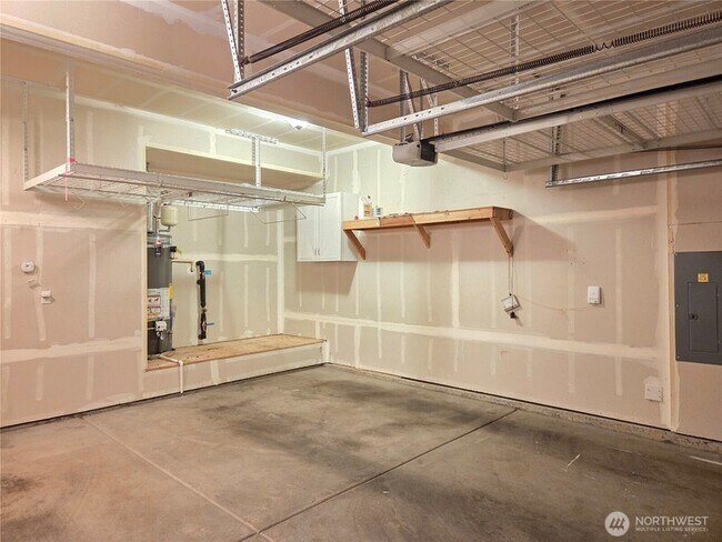 Building Photo - 1302 125th St SE