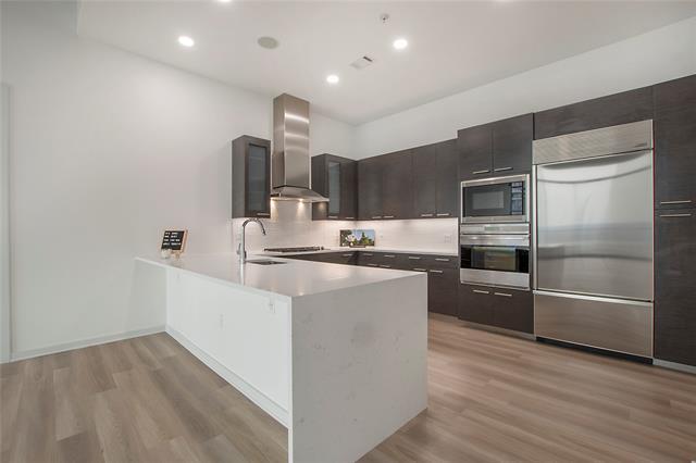 Building Photo - 2728 McKinnon St