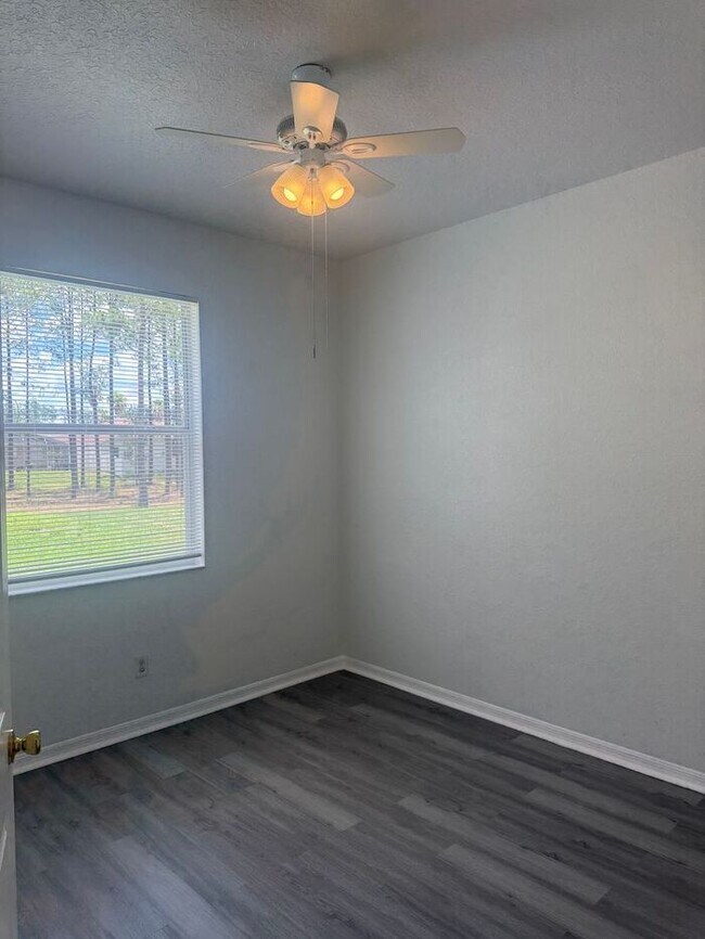 Building Photo - Beautiful Pool Home in Highlands Reserve golf community