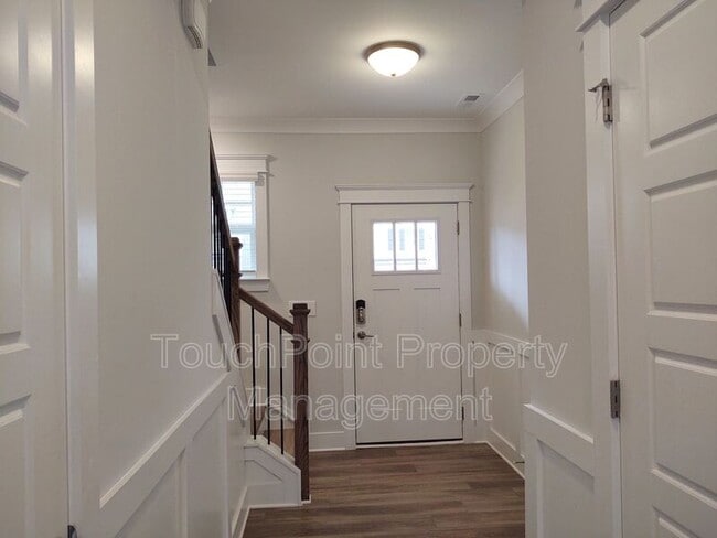 Building Photo - 4013 Belle Landing Rd