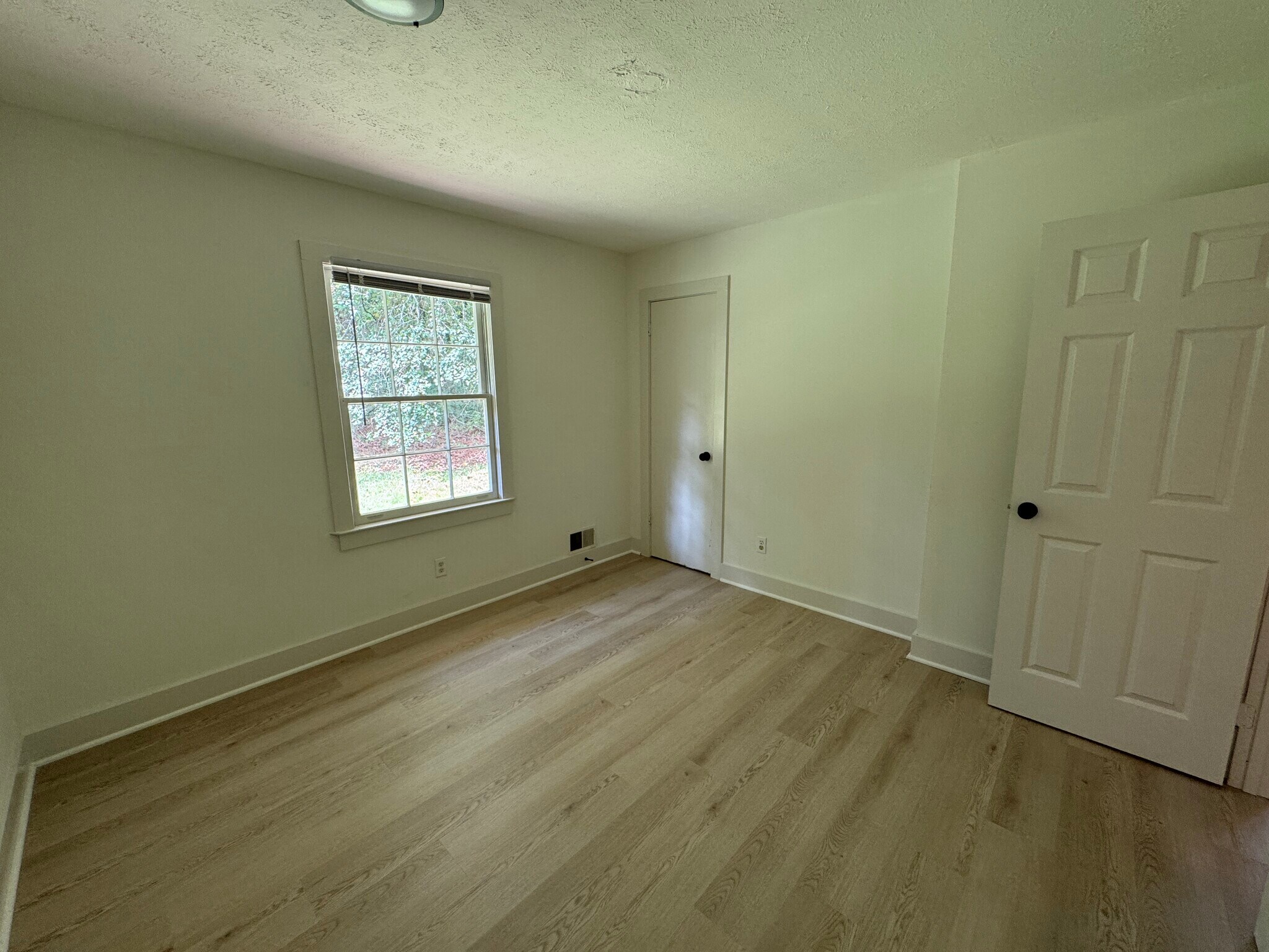 Building Photo - 2289 Addison Rd NE