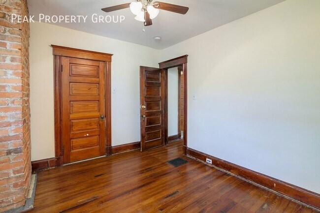Building Photo - 2315 Moerlein Ave