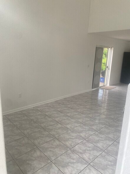 Building Photo - 9958 NW 18th St