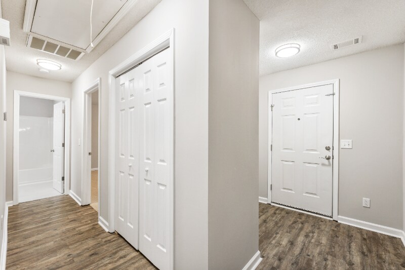 Building Photo - 4051 Hidden Hollow Dr